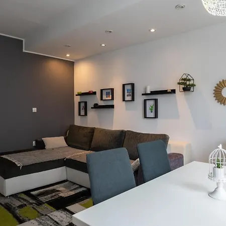 Katja Apartment *