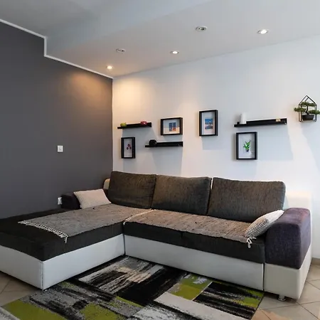 Katja Apartment *